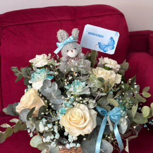 Cesta Bienvenida floral