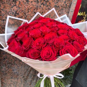 Ramo Buchon 51 Rosas Rojas premium