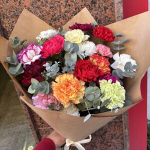 Ramo claveles Raimbow