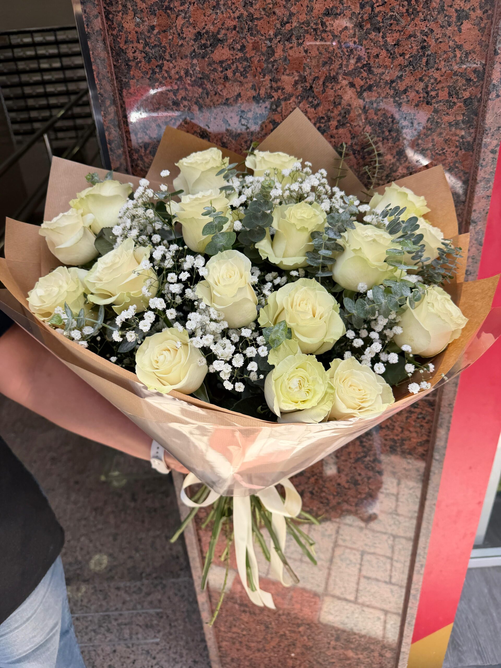 Ramo Rosas Aura Mondial - Imagen 2