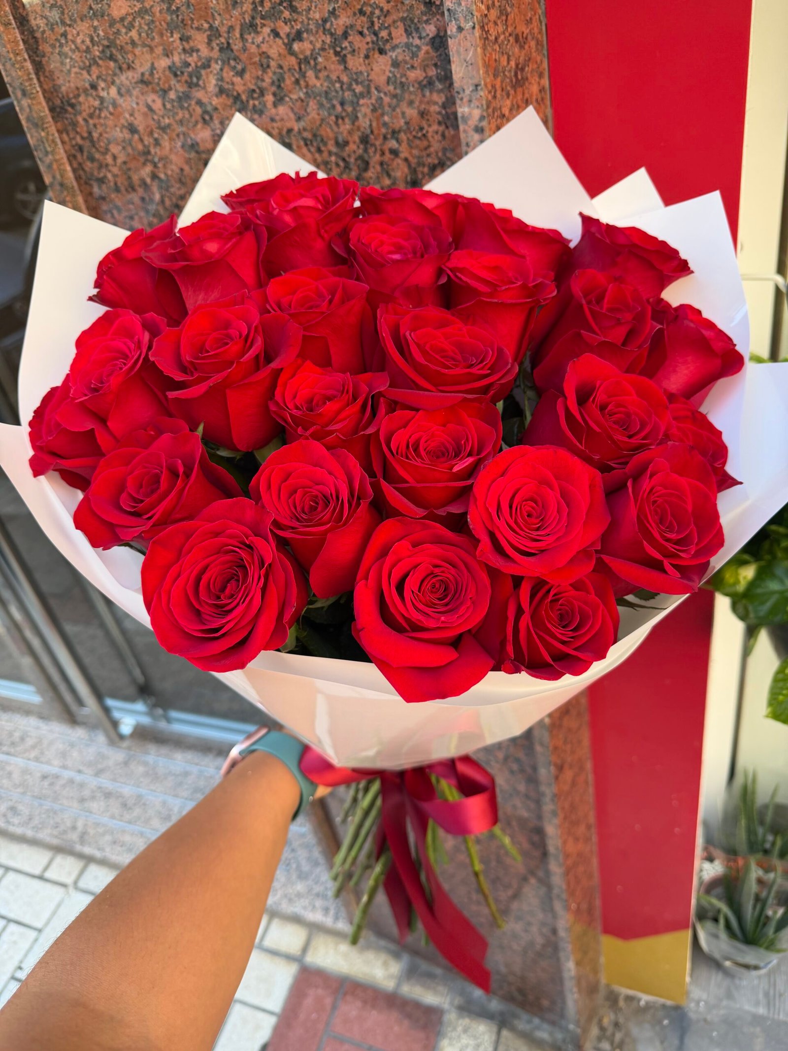 Ramo 25 Rosas Rojas 🌹 - Imagen 2